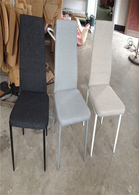 Weißes Farbgewebe bedeckt, Stühle speisend mit vier Eisen-Beinen W43 * D58 * H46cm